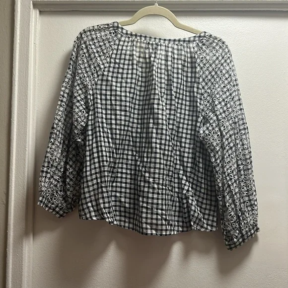 Anthropologie Akemi + Kin Presley Gingham Eyelet Blouse, Size XS - Picture 7 of 7